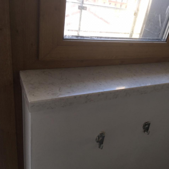 Подоконники из натурального мрамора Bianco Carrara